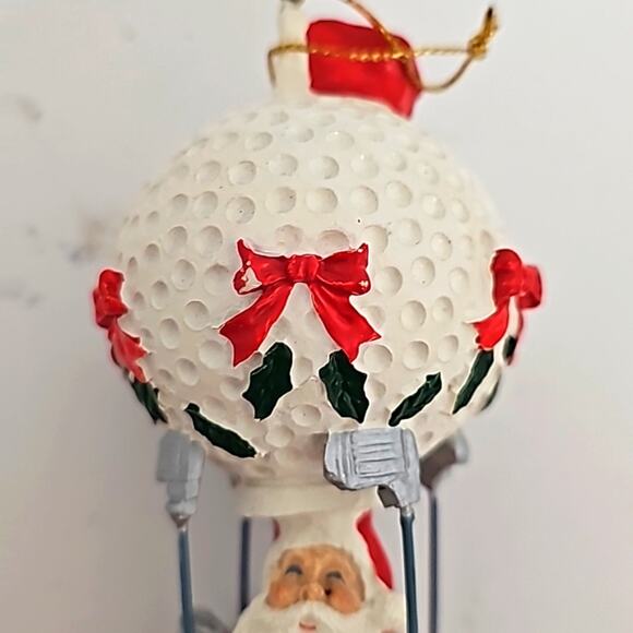 Unbranded Santa in Golf Ball Hot Air Balloon w/Golf Club Holding it Together 4" - Picture 5 of 6